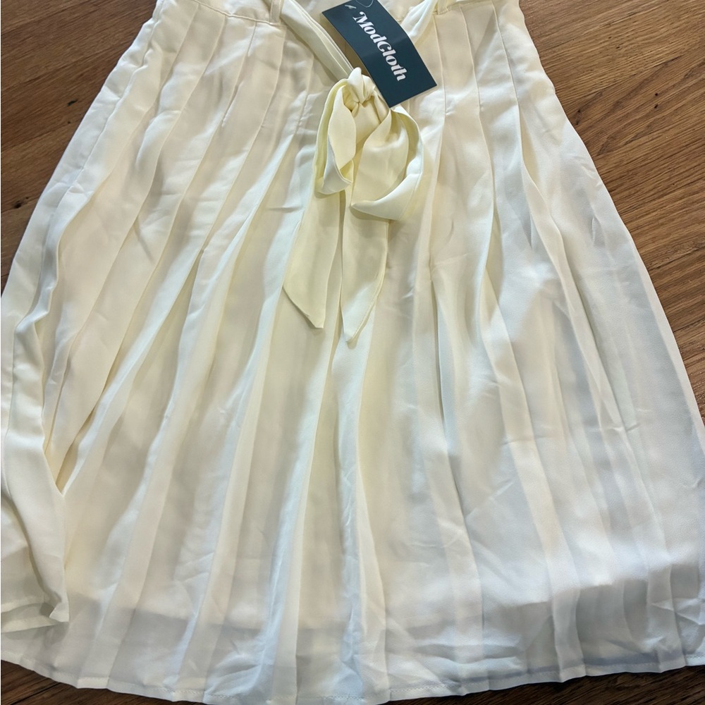 NWT Modcloth Cream A-Line Pleated Skirt